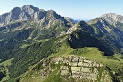 23 Dal Monte delle Galline vista a dx  sul percorso compiuto dal Passo della Marogella